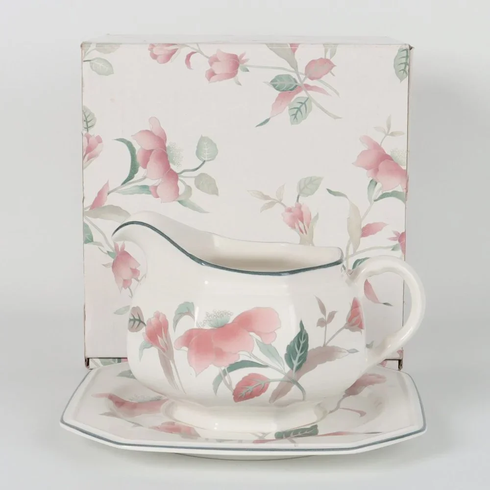 Mikasa Silk Flowers Round Gravy Boat & Underplate F3003